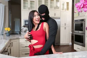 Lồn em ngon quá cho anh liếm cái nha