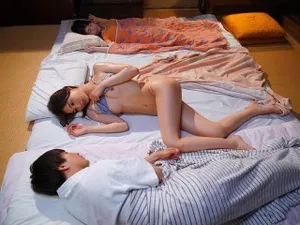 Tiểu yêu tinh xinh đẹp nhất bị anh cảnh sát vũ trang dùng sức mạnh lớn đánh úp, mã lực của hậu môn gần như bị phá vỡ