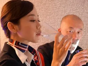 Sau Tết Đoan Ngọ, chồng của đồng nghiệp tôi lại đi làm thêm giờ, lại đi làm thú nhân~ Có một đoạn hội thoại~